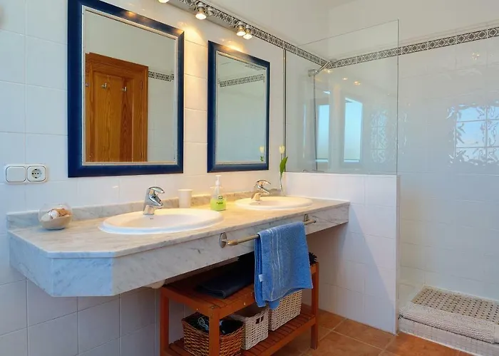 Olga Playa Blanca (Lanzarote)