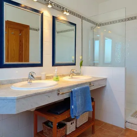 Olga Playa Blanca (Lanzarote)